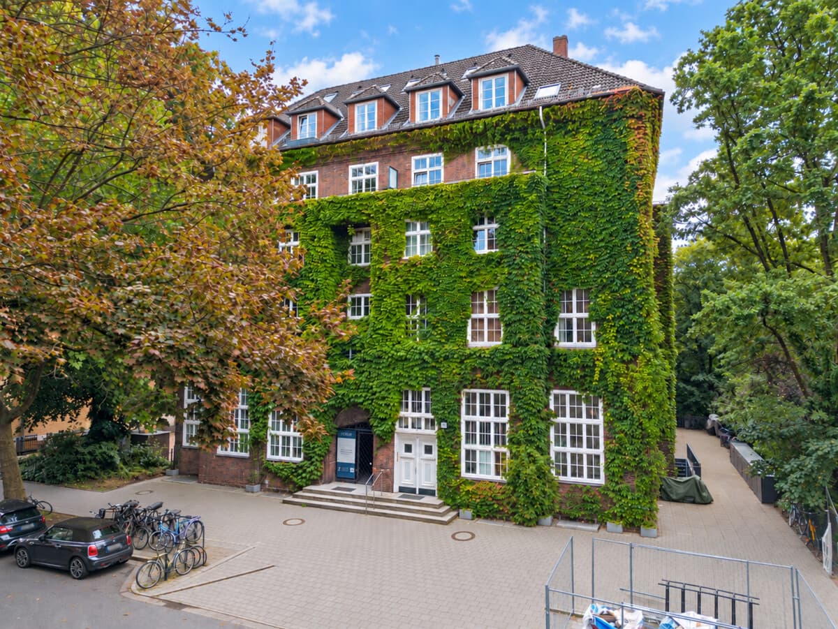 Generalsviertel! 2,5-Zimmer-Neubau-Maisonette-Wohnung im Altbau mit ca. 59 m² Wohnfläche - direkte Wasserausrichtung!